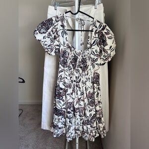 House of Harlow 1960 dress